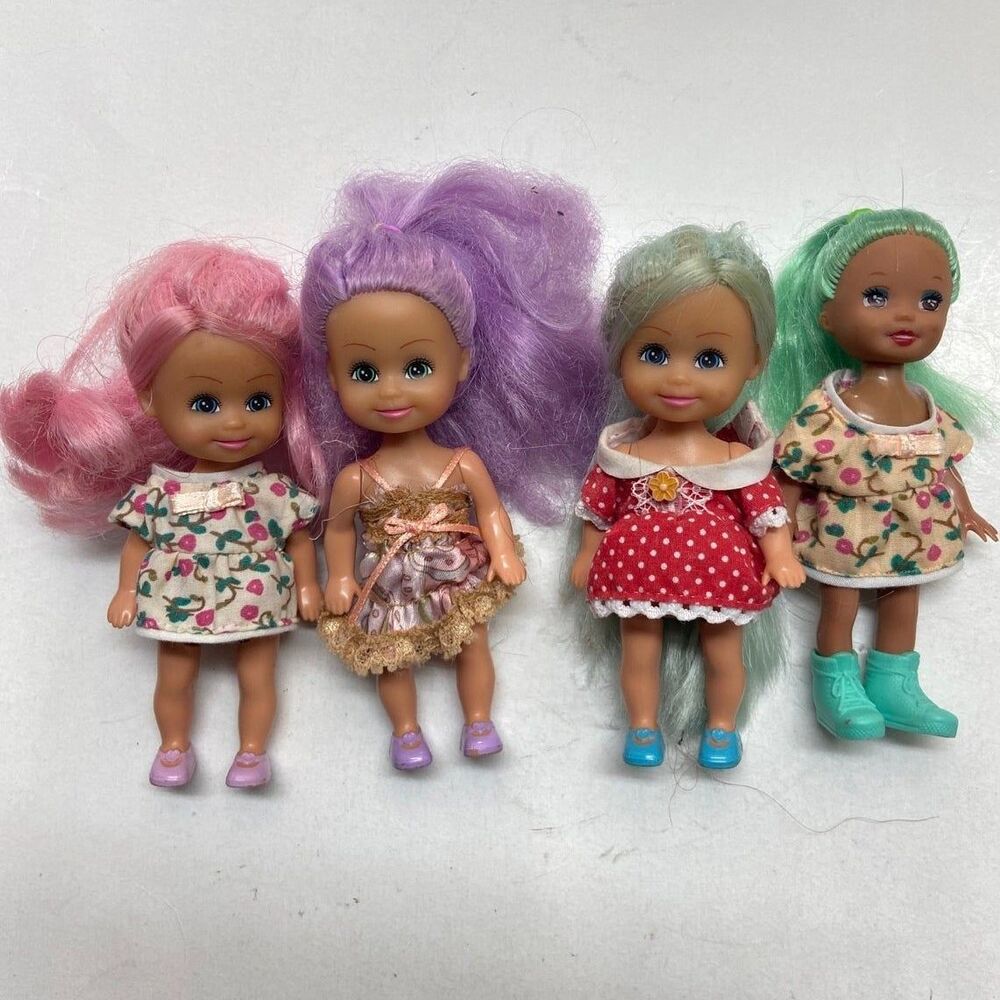Lot of 4 Zuru Sparkle Dolls Dressed